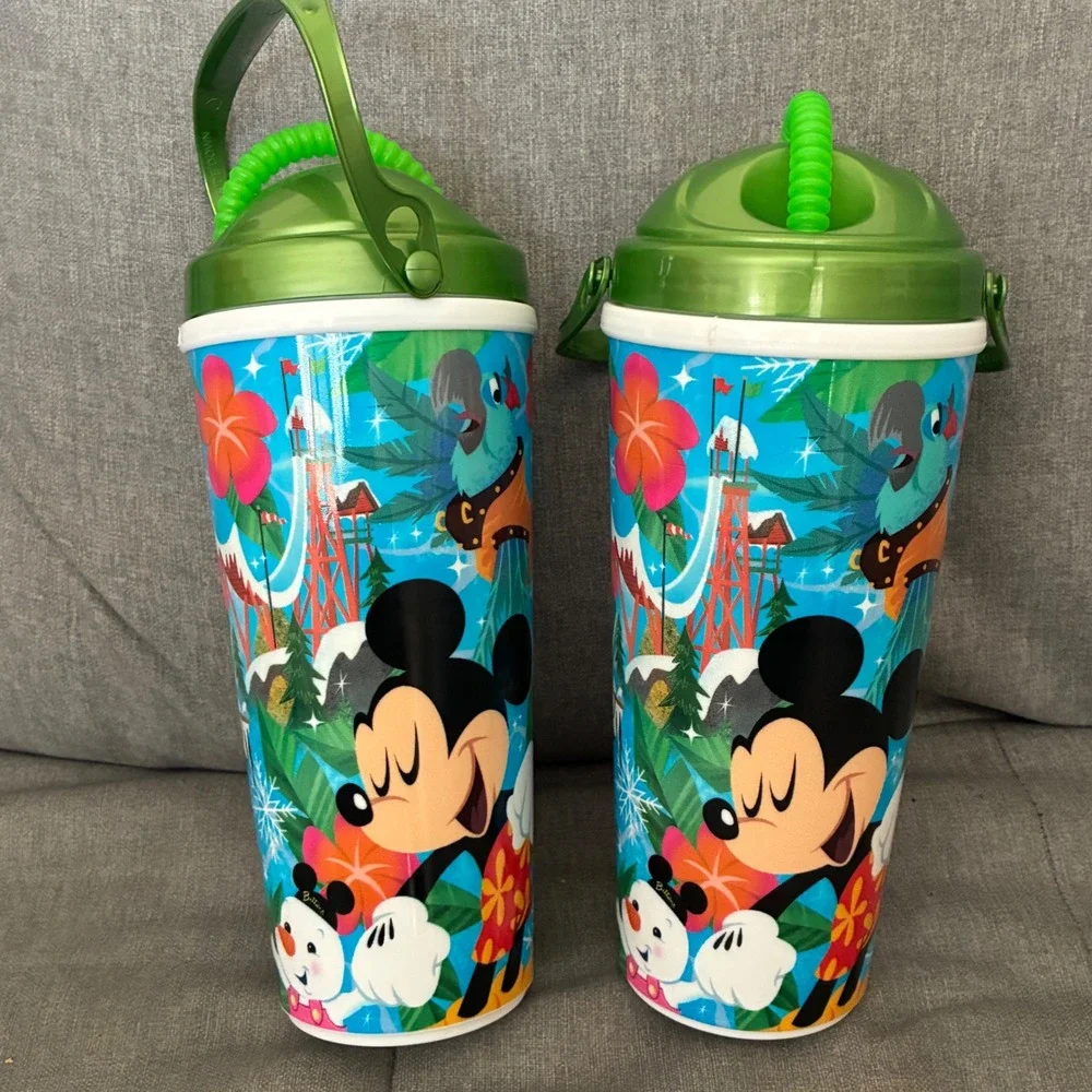 Disney Typhoon Lagoon Mickey Mouse refillable Tumbler lot w/ Green Lid And Straw